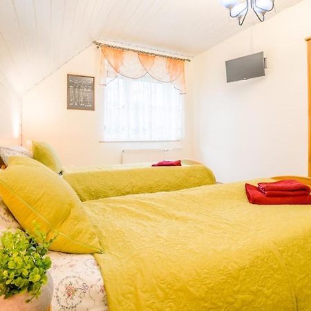 Villa Dom Do Wynajecia Lena Kowary Esterno foto